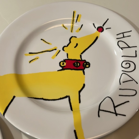 Pottery Barn Kids Rudolph Plastic plates 8” set of 4 - Picture 4 of 6
